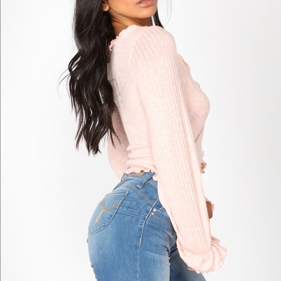 Soul Kiss Crop Top - Picture 3 of 6